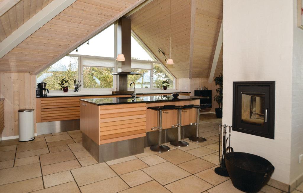 6 Person Holiday Home In Bl Vand Blåvand Eksteriør billede