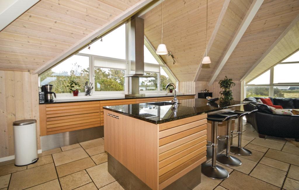 6 Person Holiday Home In Bl Vand Blåvand Eksteriør billede