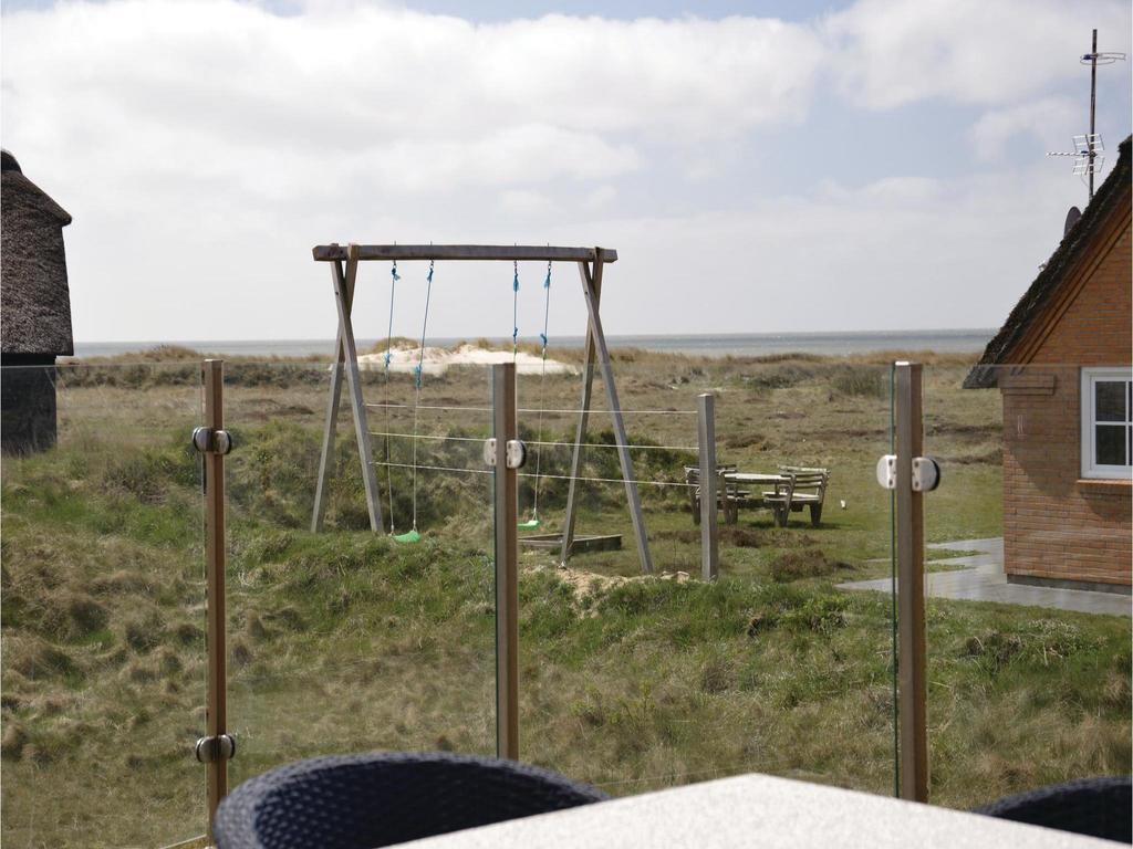 6 Person Holiday Home In Bl Vand Blåvand Eksteriør billede