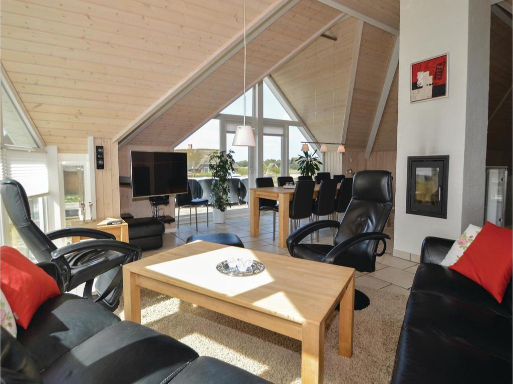 6 Person Holiday Home In Bl Vand Blåvand Eksteriør billede
