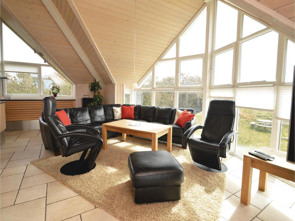 6 Person Holiday Home In Bl Vand Blåvand Eksteriør billede